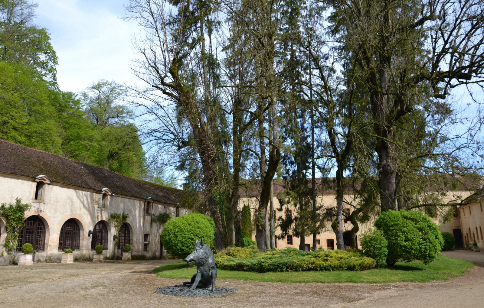 Abbaye du Val des Choues picture